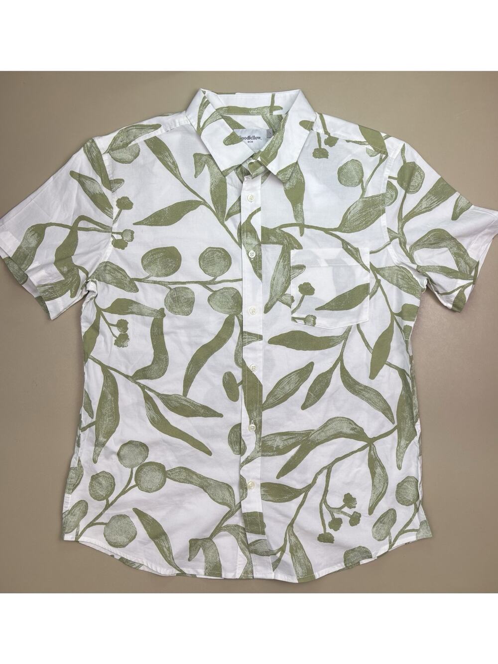 Goodfellow Vacay Button Up Shirt Mens Large Green Leaf Floral Short Sleeve NWT